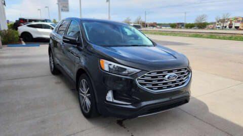 2022 Ford Edge Titanium