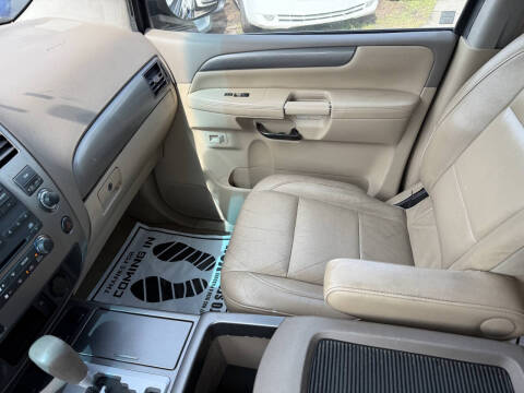 2008 Nissan Armada SE