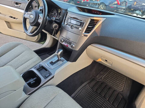 2010 Subaru Outback 2.5i Premium