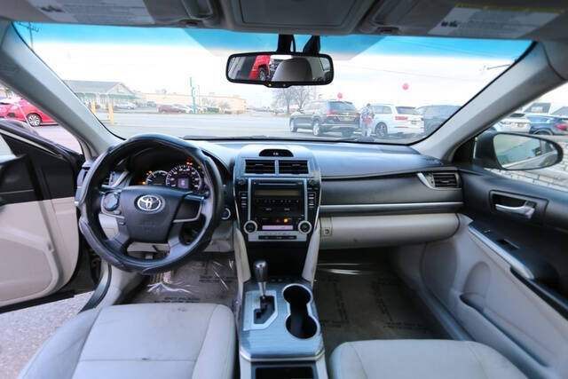 2012 Toyota Camry Hybrid LE