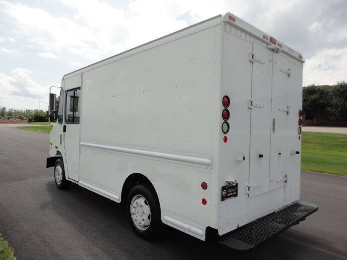 2006 Freightliner MT45 Chassis