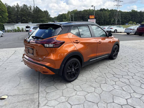 2021 Nissan Kicks SR