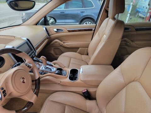 2011 Porsche Cayenne Tiptronic