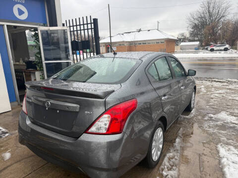 2019 Nissan Versa SV