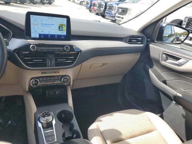 2021 Ford Escape SEL