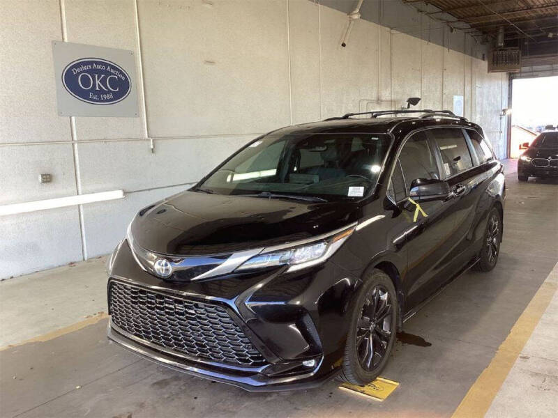 2022 Toyota Sienna XSE 7-Passenger