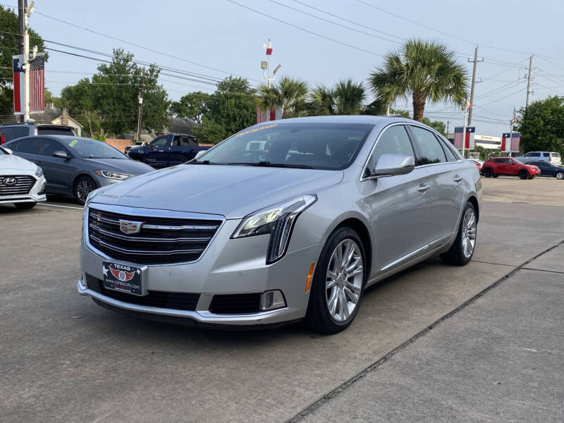 2019 Cadillac XTS Luxury's photo