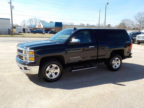 2015 Chevrolet Silverado 1500 for sale at Young's Motor Company Inc. in Benson NC