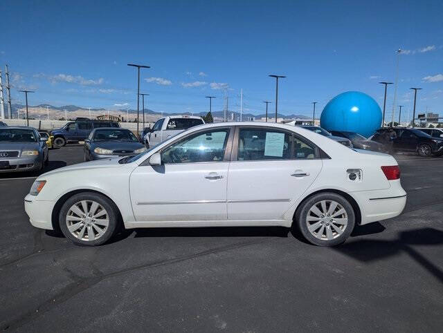 2009 Hyundai SONATA for sale at Axio Auto Boise in Boise, ID