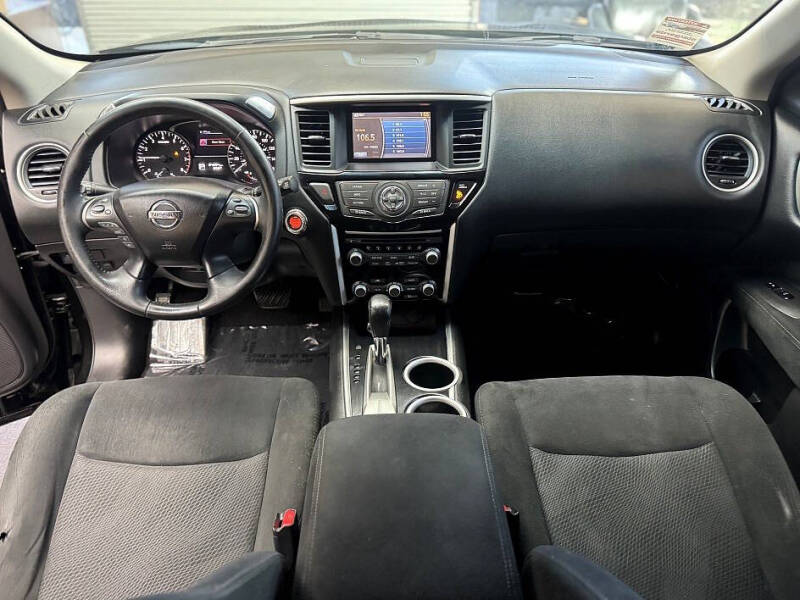 2014 Nissan Pathfinder SV