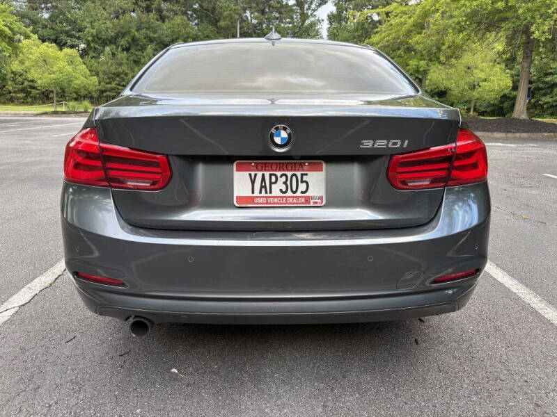 2017 BMW 3 Series 320i