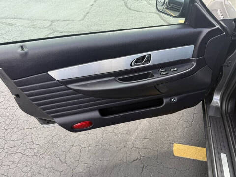 2003 Ford Thunderbird