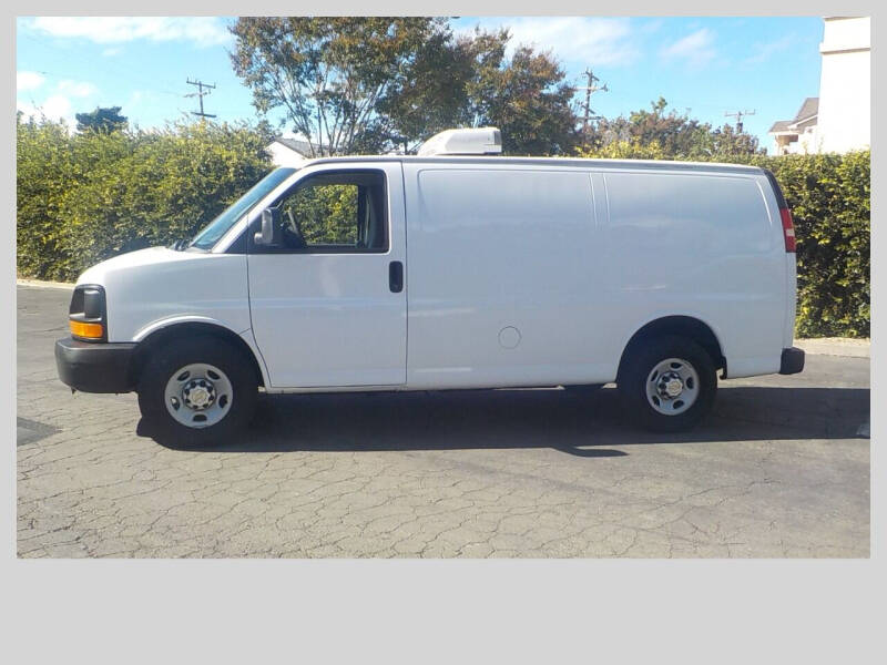 2013 Chevrolet Express Cargo Work Van's photo