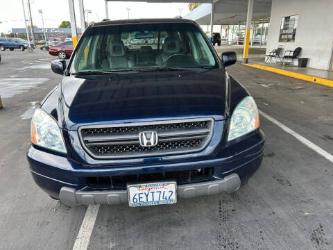 2004 Honda Pilot for sale at Auto Outlet Sac LLC in Sacramento CA