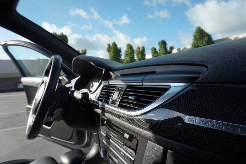 2013 Audi S6 4.0T quattro Prestige