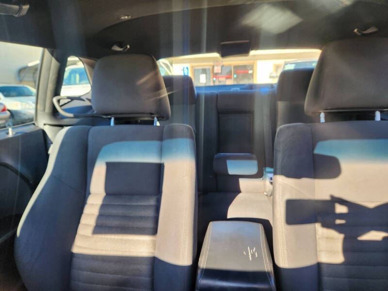 2012 Dodge Challenger SXT