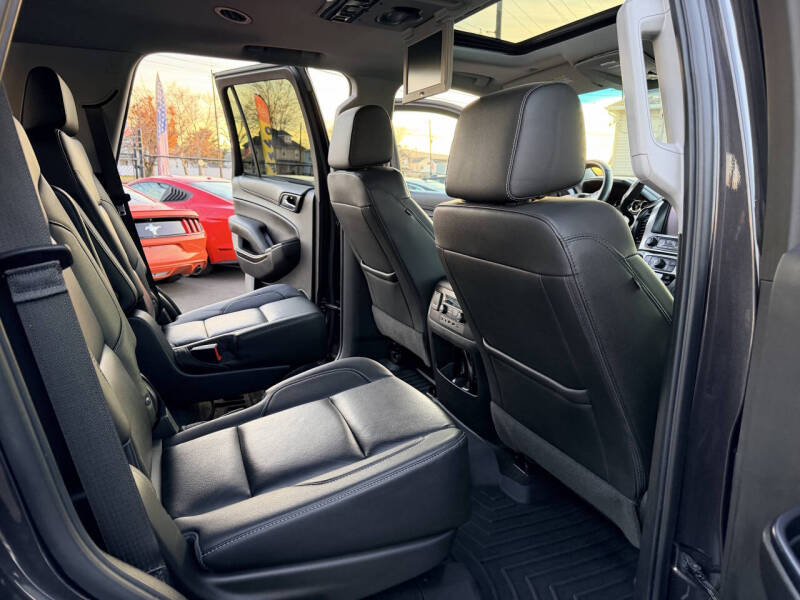 2017 Chevrolet Suburban LT