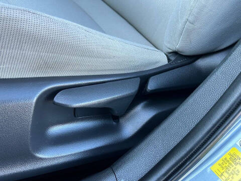 2020 Toyota Corolla Hybrid LE