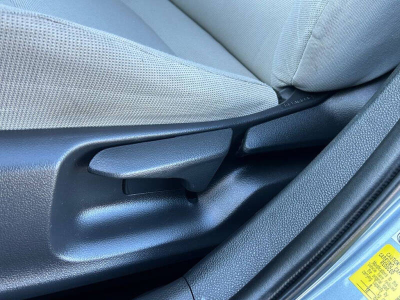 2020 Toyota Corolla Hybrid LE