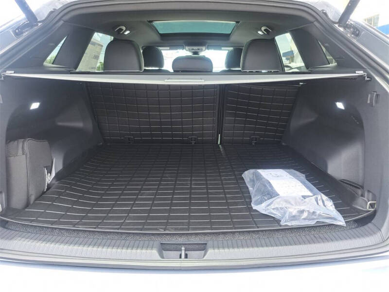 2025 Volkswagen Atlas Cross Sport SEL Premium R-Line 4Motion