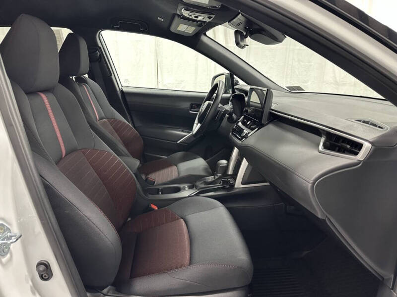 2025 Toyota Corolla Cross Hybrid Nightshade