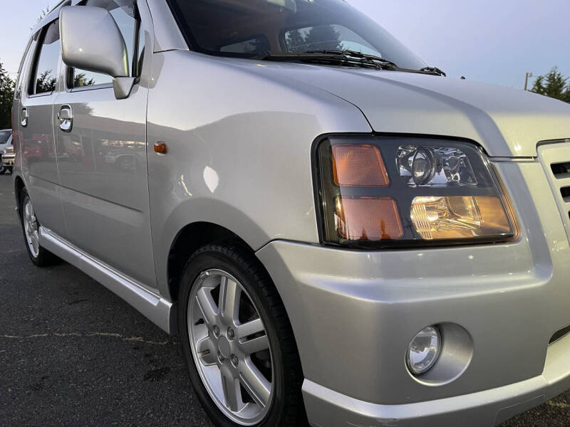 2001 Suzuki Solio
