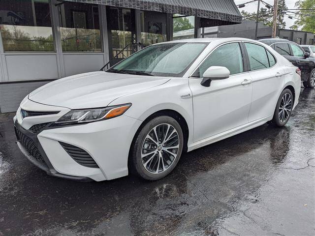 2020 Toyota Camry Hybrid for sale at GAHANNA AUTO SALES in Gahanna OH