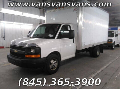 2011 Chevrolet Express Cutaway for sale at Vans Vans Vans INC in Blauvelt NY