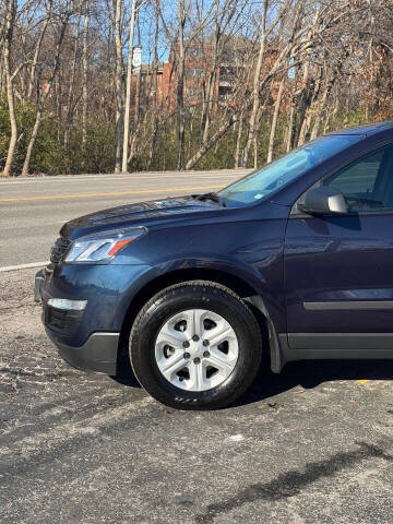 2017 Chevrolet Traverse LS