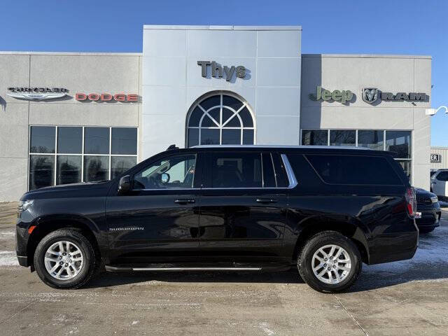 2022 Chevrolet Suburban LT