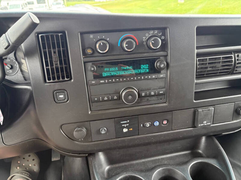 2023 GMC Savana 2500