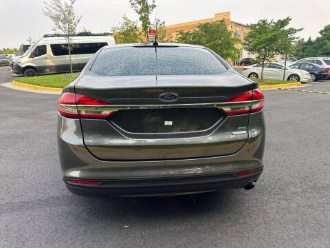 2017 Ford Fusion SE