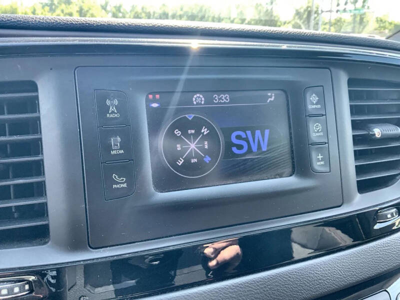 2017 Chrysler Pacifica LX