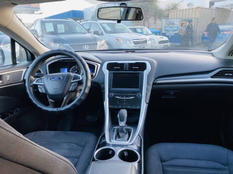 2013 Ford Fusion Hybrid SE