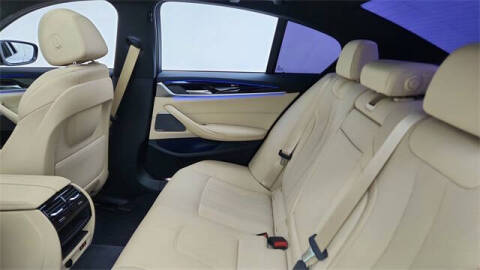 2021 BMW 5 Series 530i