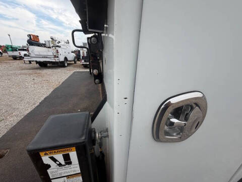 2019 Kenworth T270