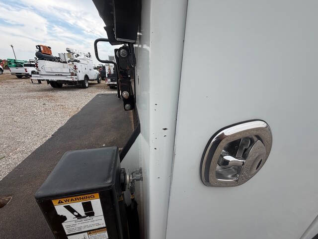 2019 Kenworth T270