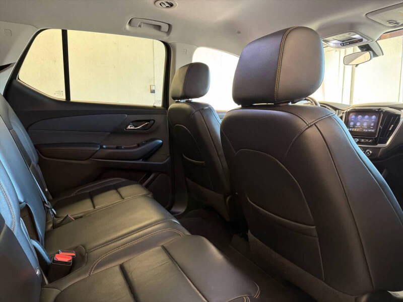 2020 Chevrolet Traverse LT Leather