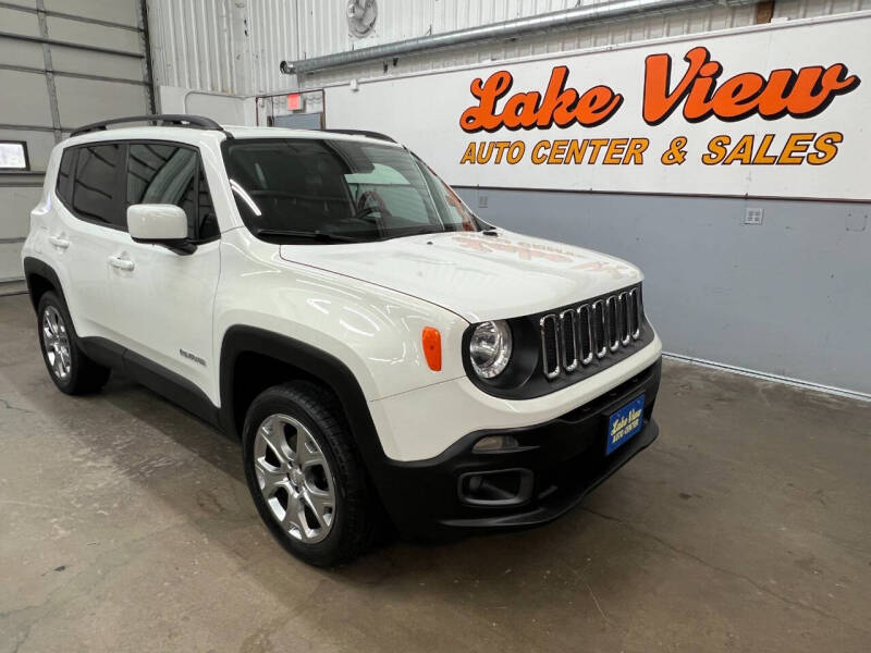 2016 Jeep Renegade Latitude's photo