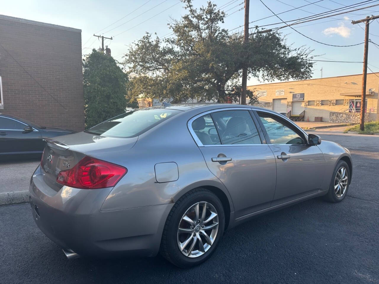 2008 INFINITI G35 for sale at Sarenco Auto Inc in Dallas, TX