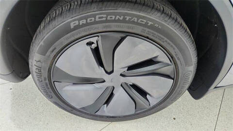 2026 Tesla Model Y Long Range