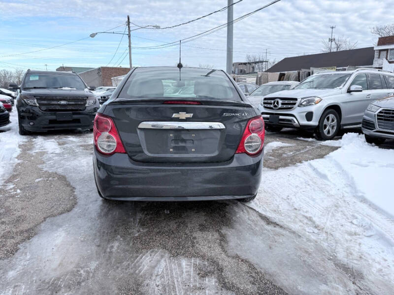 2015 Chevrolet Sonic LT Auto