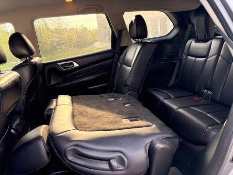 2019 Nissan Pathfinder S