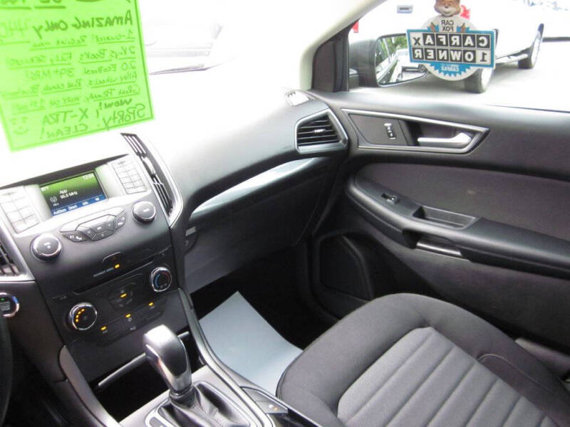 2018 Ford Edge SE