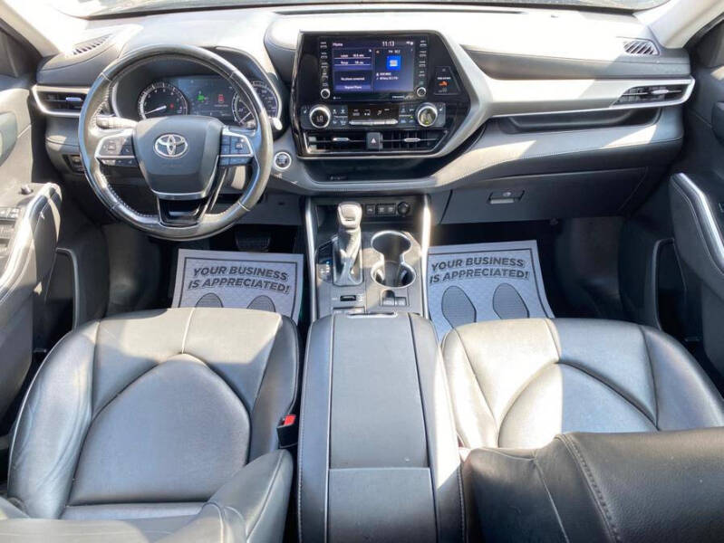 2021 Toyota Highlander XLE