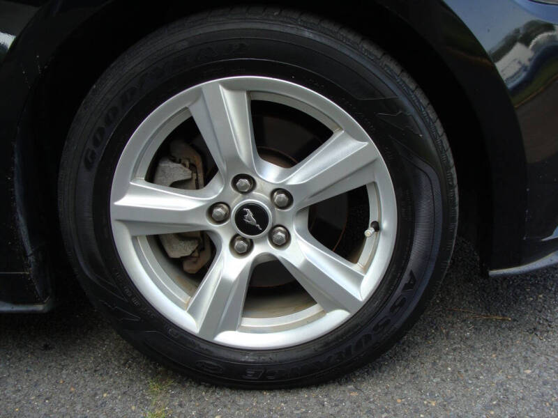 2015 Ford Mustang V6