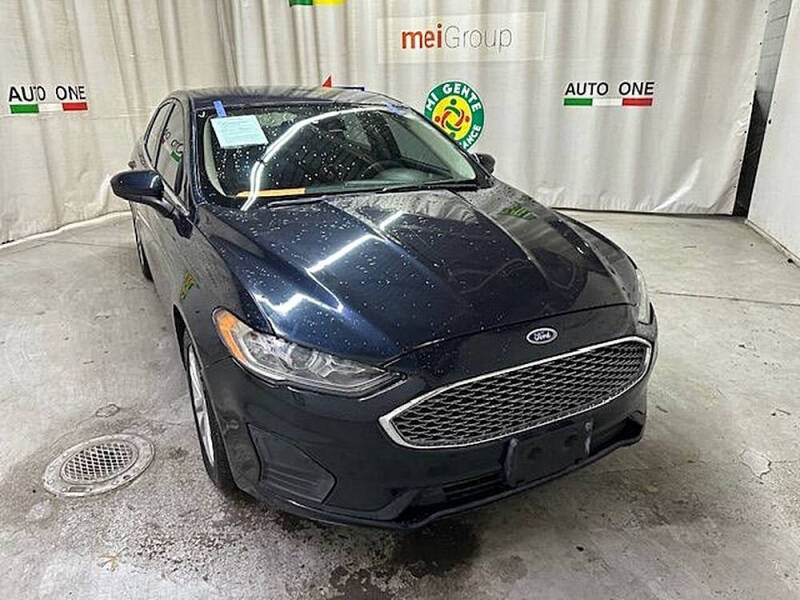2020 Ford Fusion SE