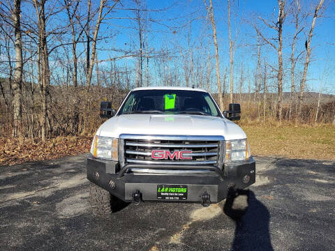 2013 GMC Sierra 1500 for sale at L & R Motors in Greene ME
