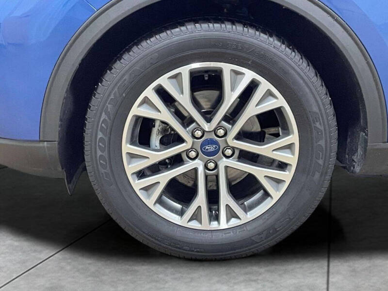 2022 Ford Escape SEL