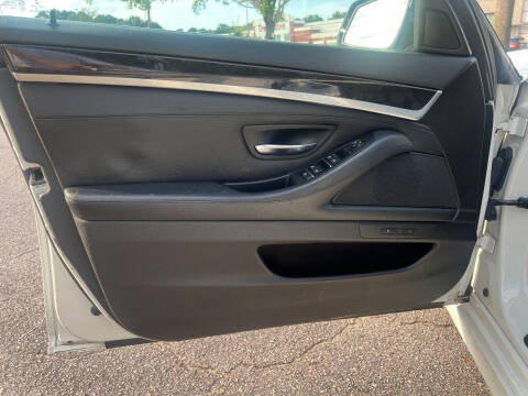 2014 BMW 5 Series 528i